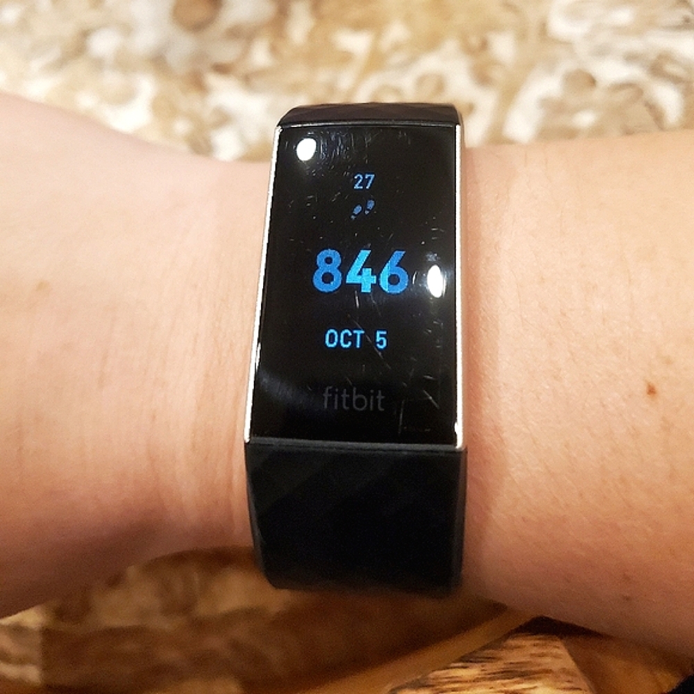 FITBIT CHARGE 3 Workout Step Counting Watch 3 Extra Bands + Charger Included